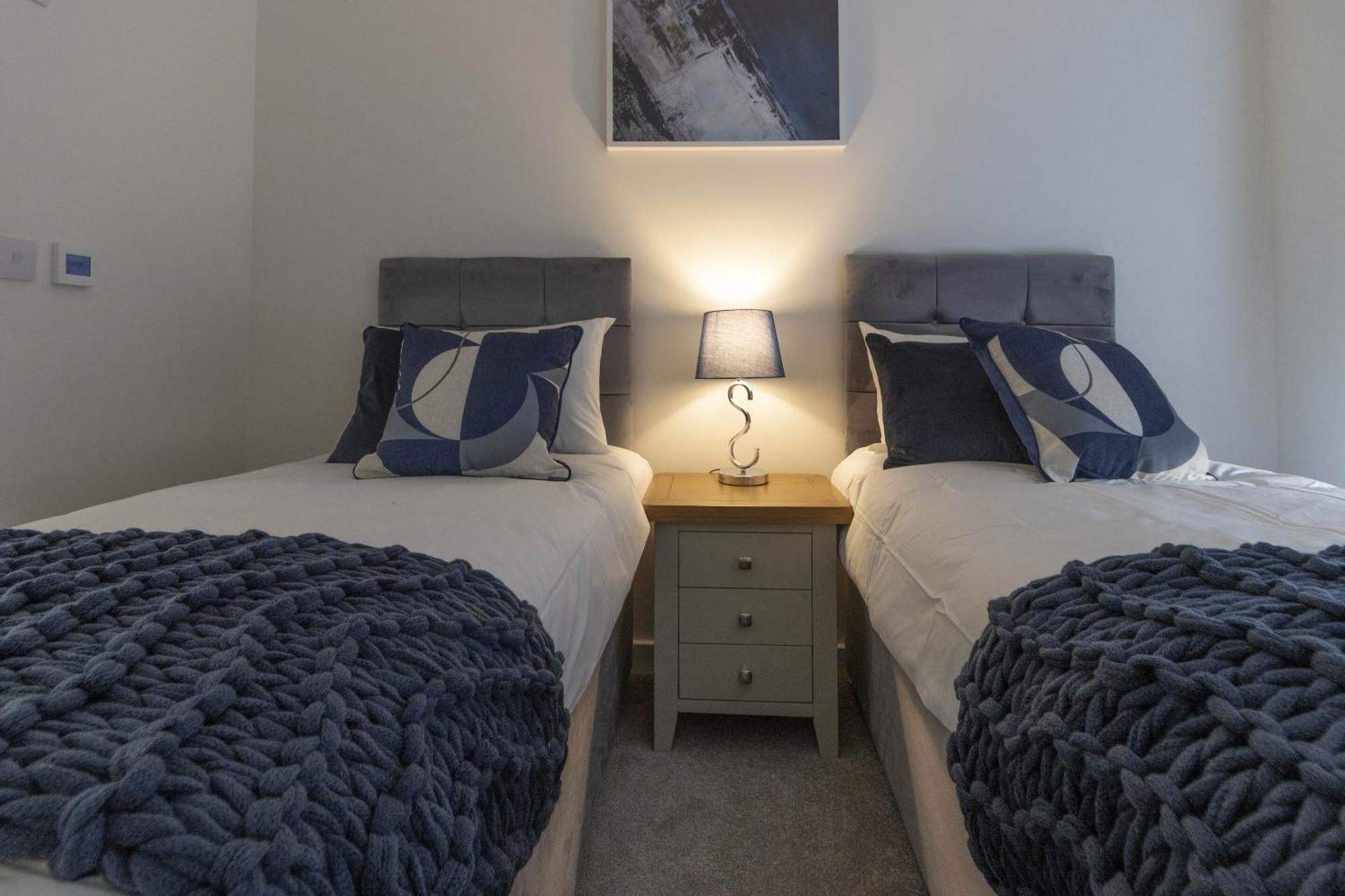 Linacre 11 - Modern 2 Bed Behind The Cathedral With Free Parking And Fast Wifi Apartment Exeter Luaran gambar